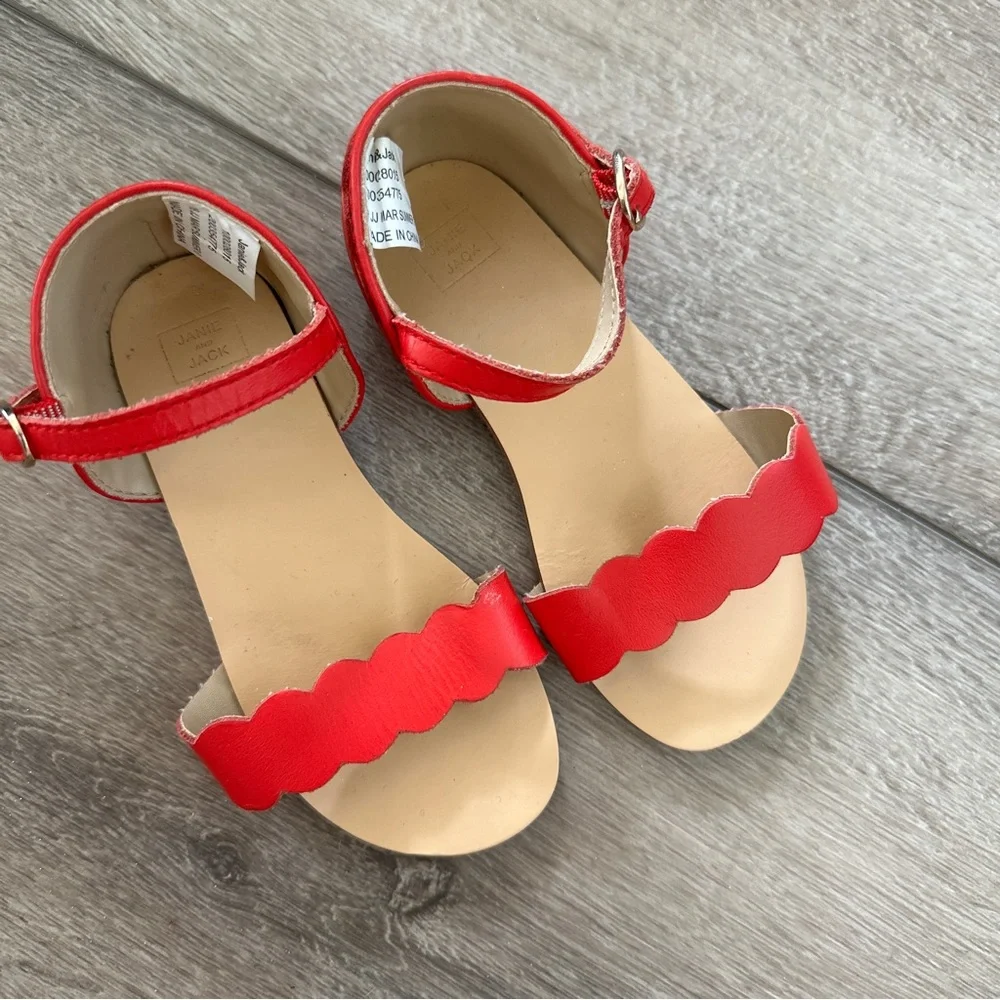 Janie and Jack red scallop